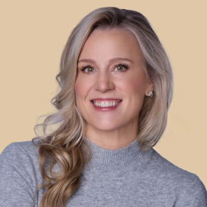 Photo of Becky Schmitt