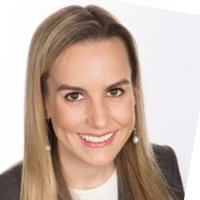 Photo of Lizzy Simmons